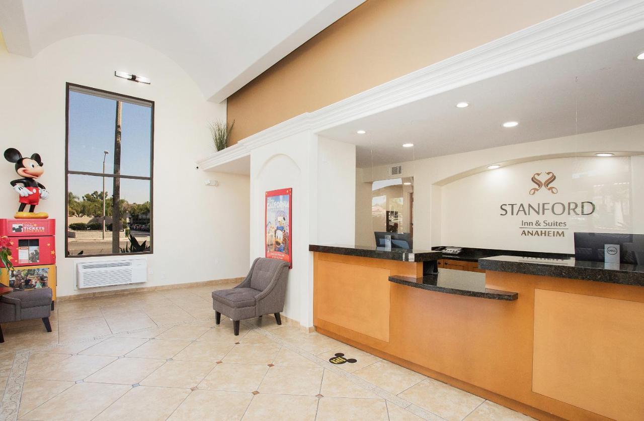 Stanford Inn & Suites Anaheim Exterior foto